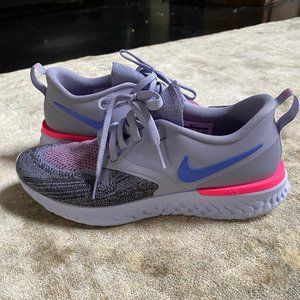 Women's Odyssey React 2 Flyknit Size 8.5